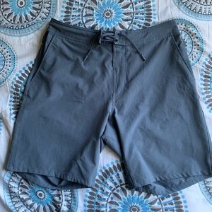 Ten thousand foundation shorts